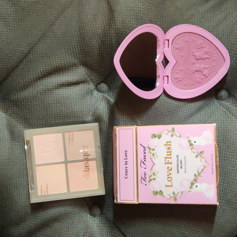 Too faced love flush crazy in love
